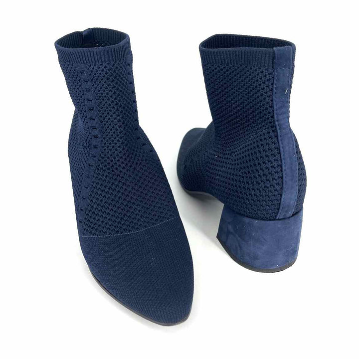 Shoe Size 7.5 Eileen Fisher Navy Knit Boots