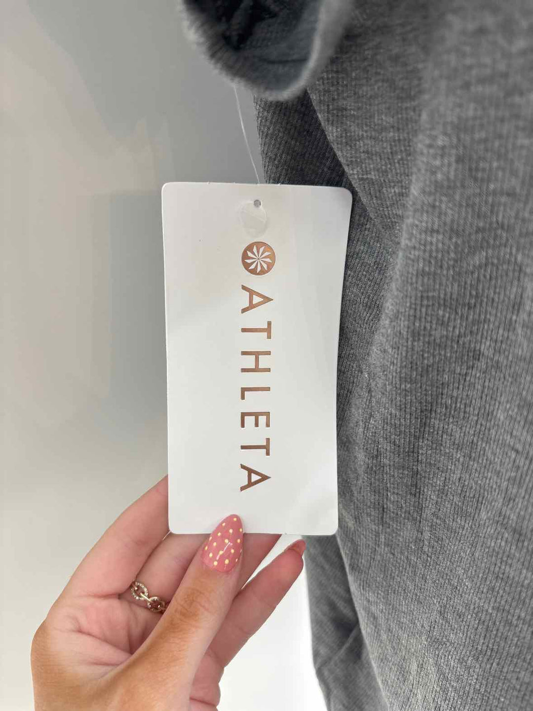 Size L Athleta Gray Shirt