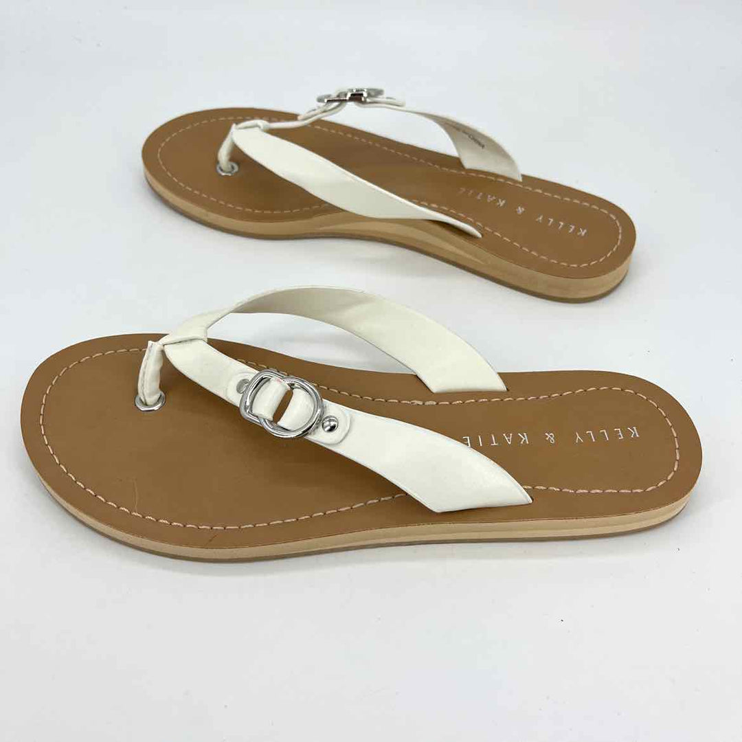 Shoe Size 8.5 KELLY & KATIE White Faux Leather Sandals