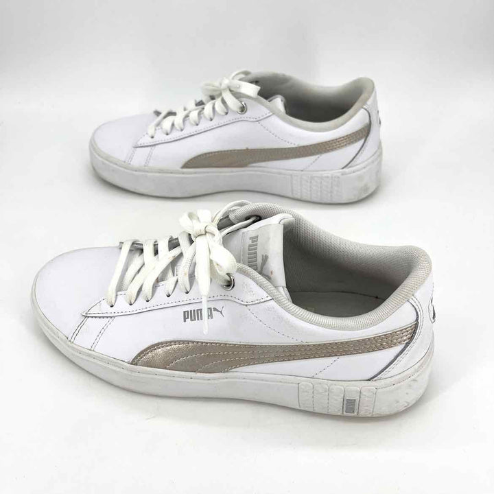 Shoe Size 9 Puma White Leather Sandals