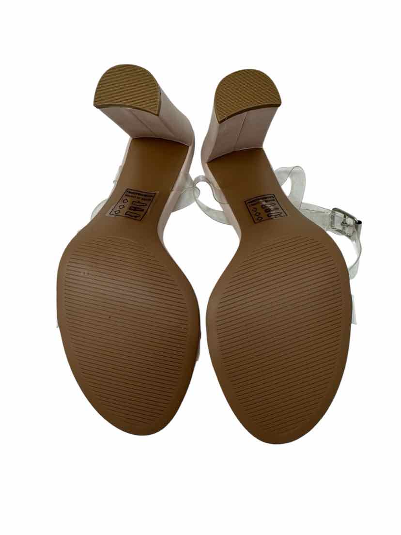 Shoe Size 7.5 QUPID Nude Sandals