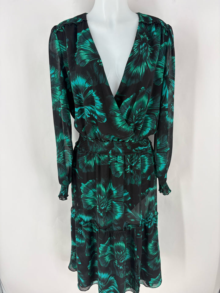 Size 8 White House Black Market Green Dress