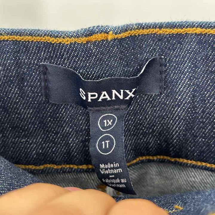 Size 1X SPANX Blue Denim Jeans