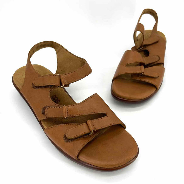 Shoe Size 9 SAS Camel Leather Wedge