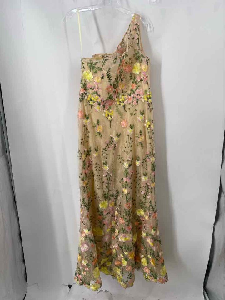 Size 10 MAC DUGGAL Pale Pink PROM