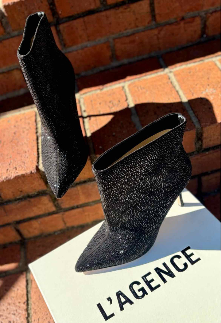 Shoe Size 10 Black Boots