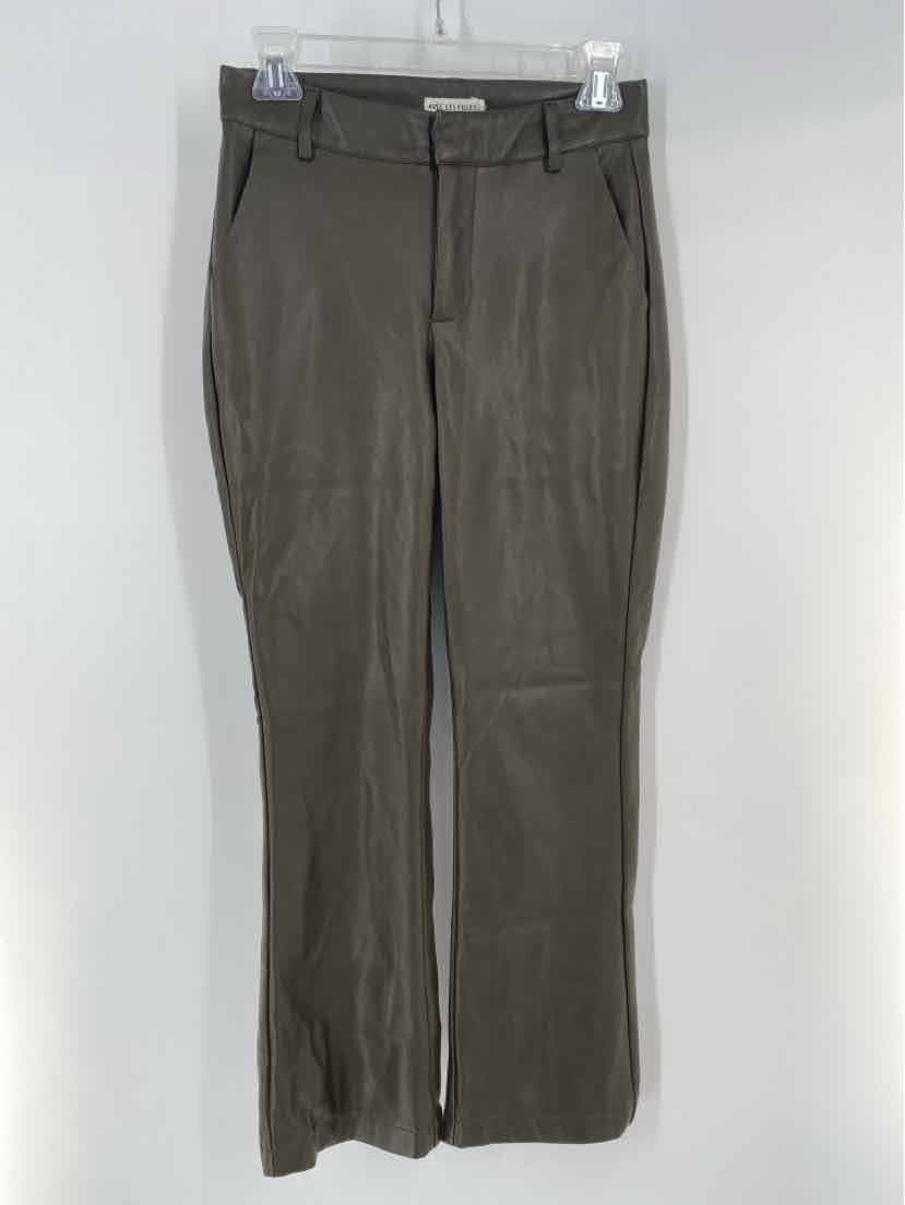 Size XS AVEC LES FILLES Olive Pants