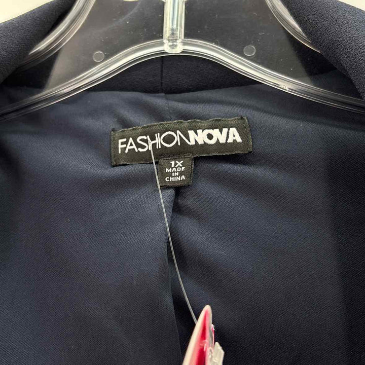 Size 1X FASHION NOVA Navy Jacket