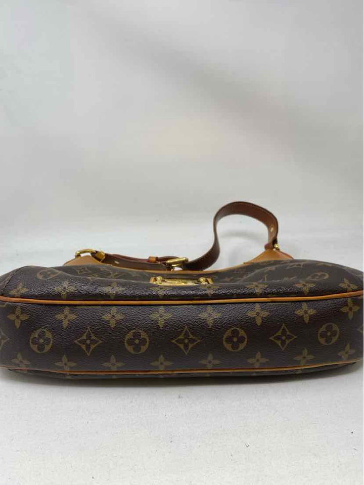 Louis Vuitton Luxury - Purse