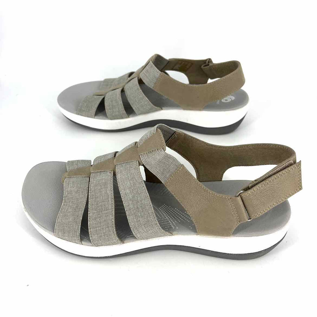 Shoe Size 10 CLARKS Taupe Sandals