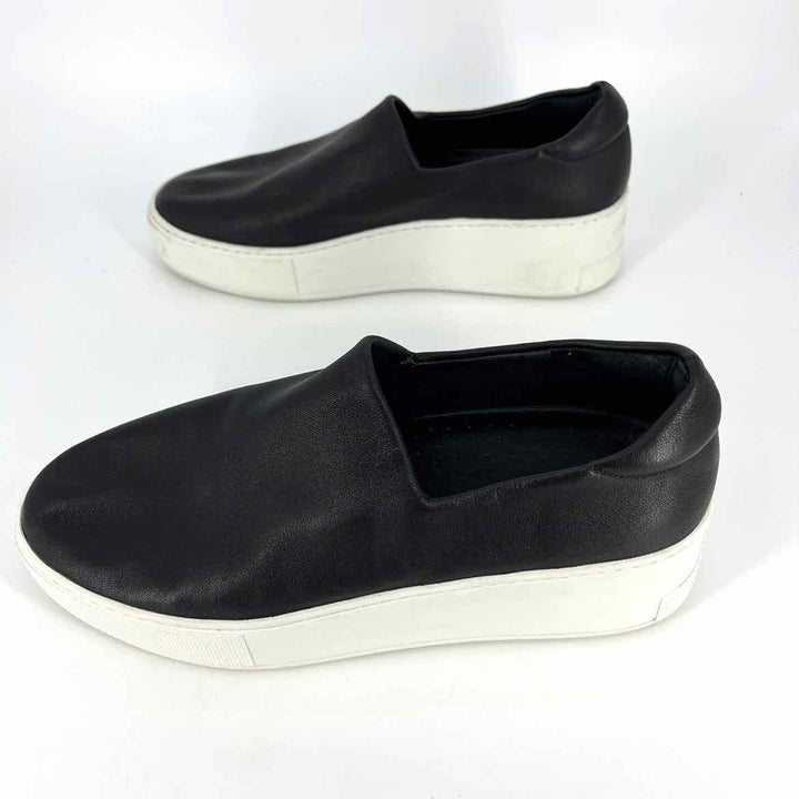 Shoe Size 7.5 j slides Black Leather Sneakers