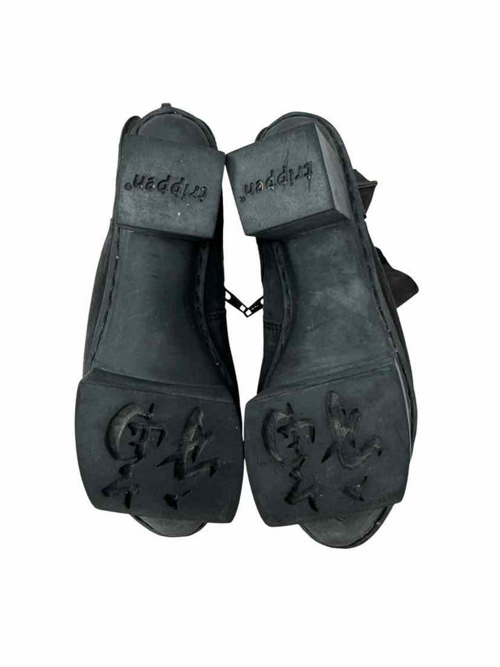 Shoe Size 6.5 Black Boots