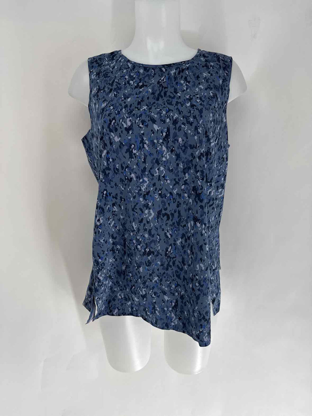 Size M Athleta Blue Shirt