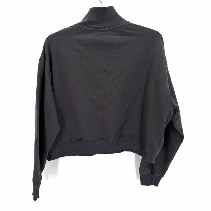 Size XL New Balance Gray Knit Shirt