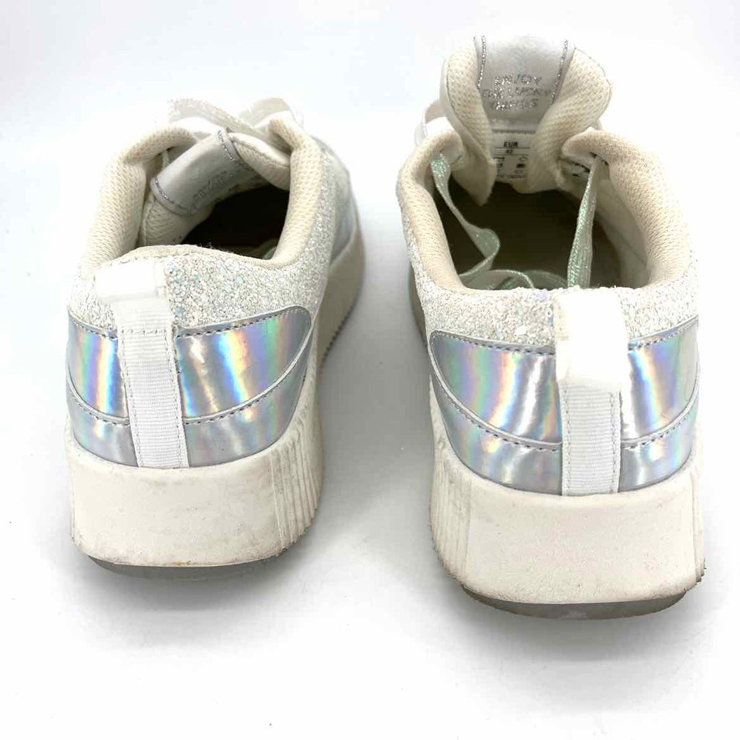Shoe Size 11 White Sneakers