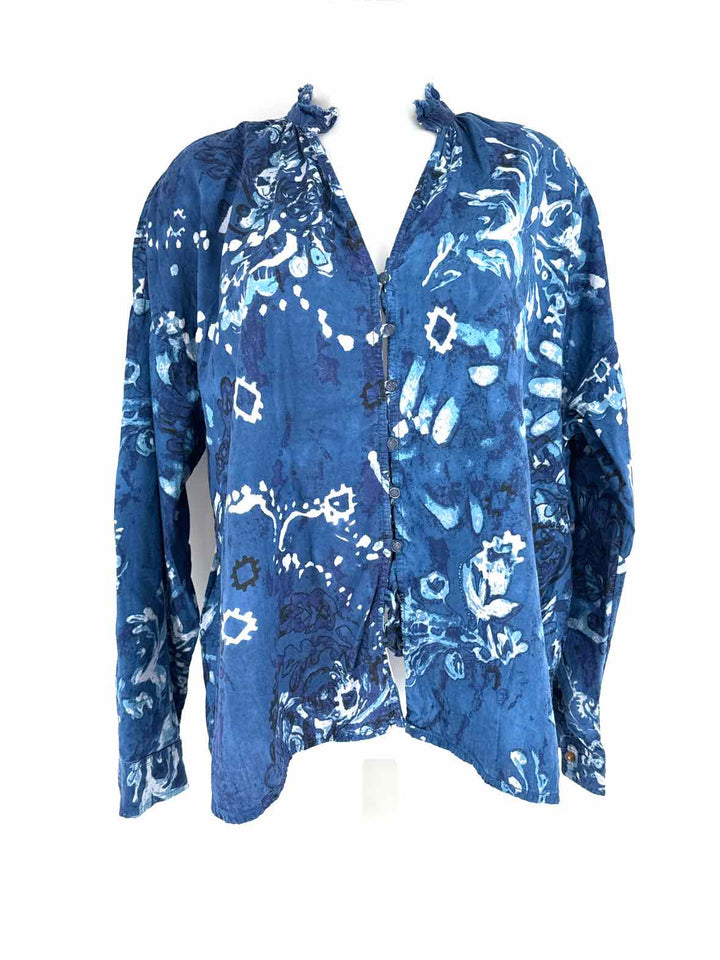 Size M Blue Print Shirt
