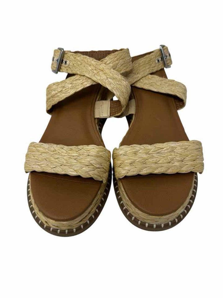 Shoe Size 9.5 UNIVERSAL STANDARD Tan Sandals