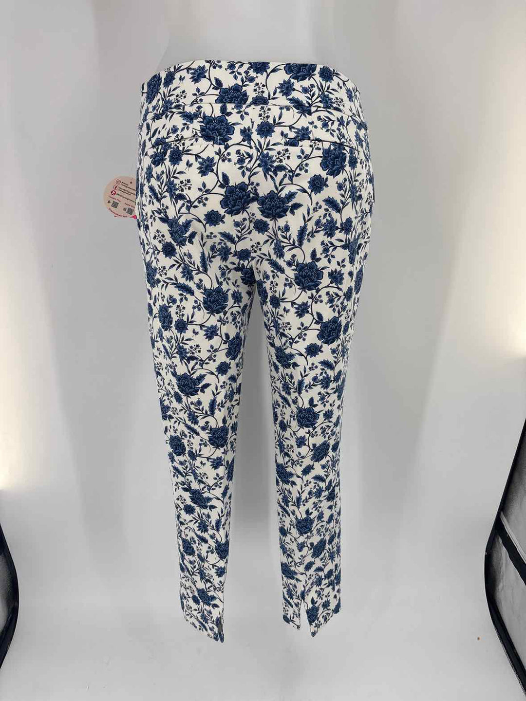 Size 2 Talbots White Print Pants