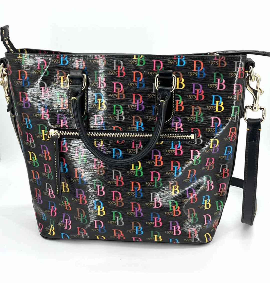 Dooney & Bourke Purse
