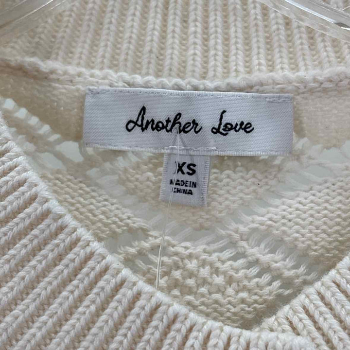 Size XS Cream Shirt