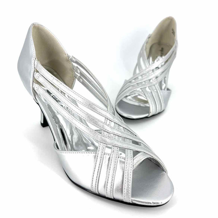 Shoe Size 9 Silver Faux Leather Pumps