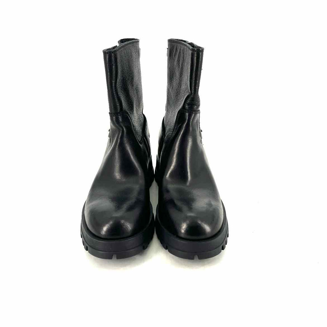 Shoe Size 38.5 PRADA Black Leather Luxury - Boots