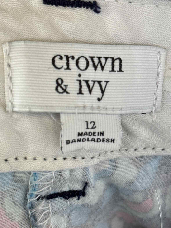 Size 12 CROWN & IVY Blue Print Shorts