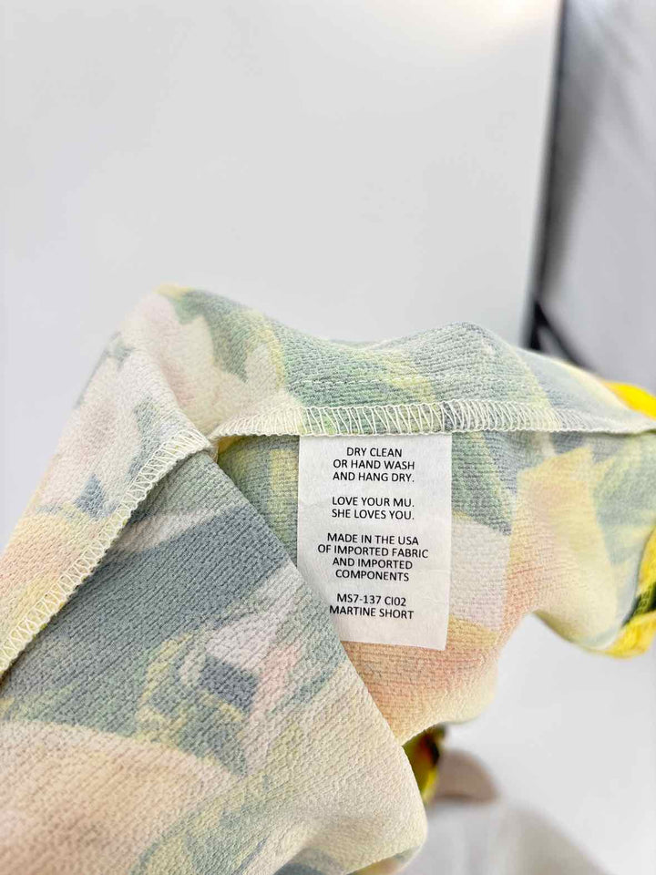 Size L SHOW ME YOUR MUMU Yellow Shorts