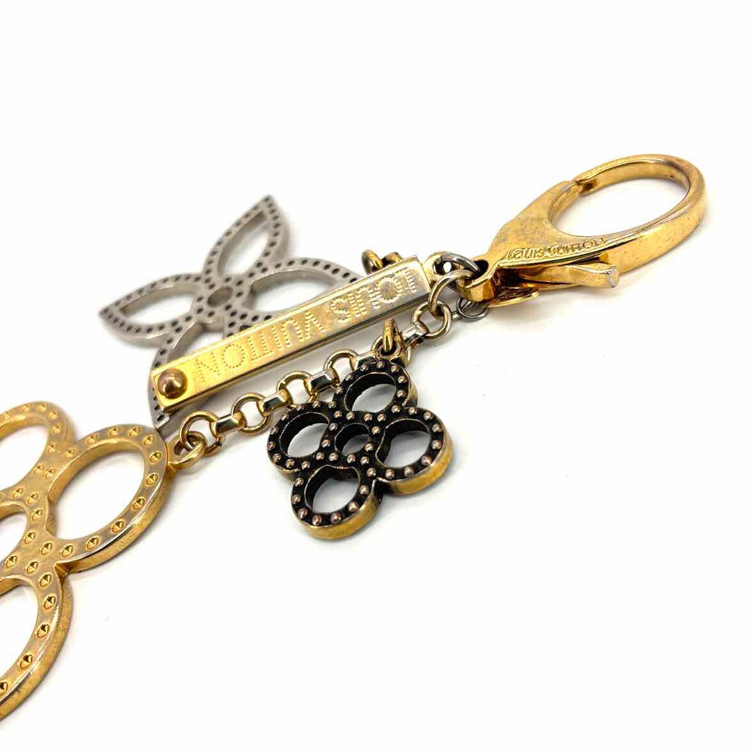 Louis Vuitton Luxury - Pendant