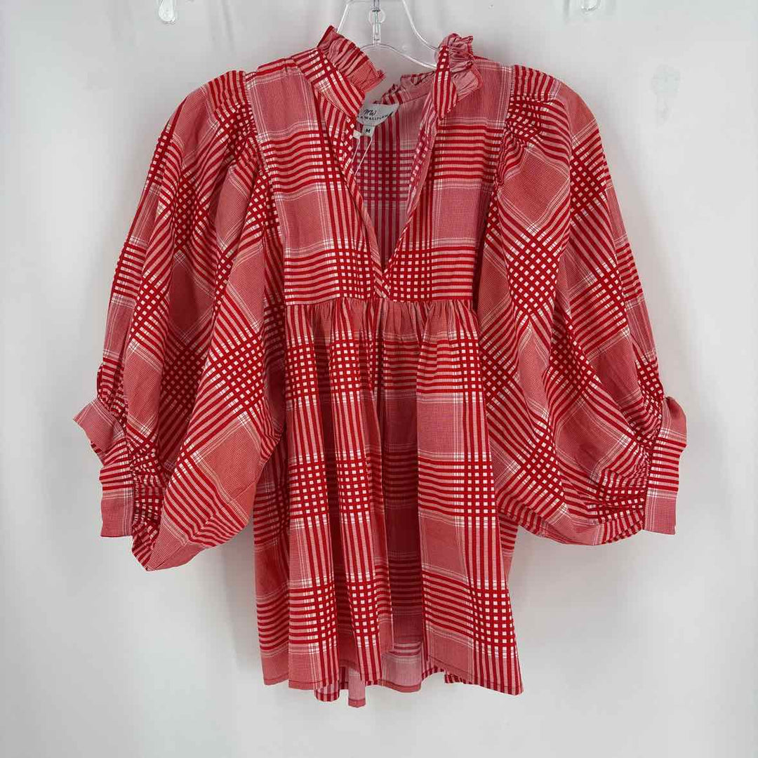 Size M NEVER A WALLFLOWER Red Print Shirt