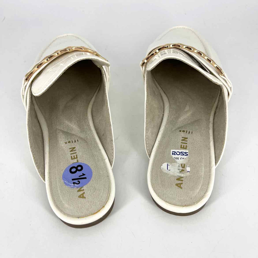 Shoe Size 8.5 Ann Taylor Cream PATENT Loafers