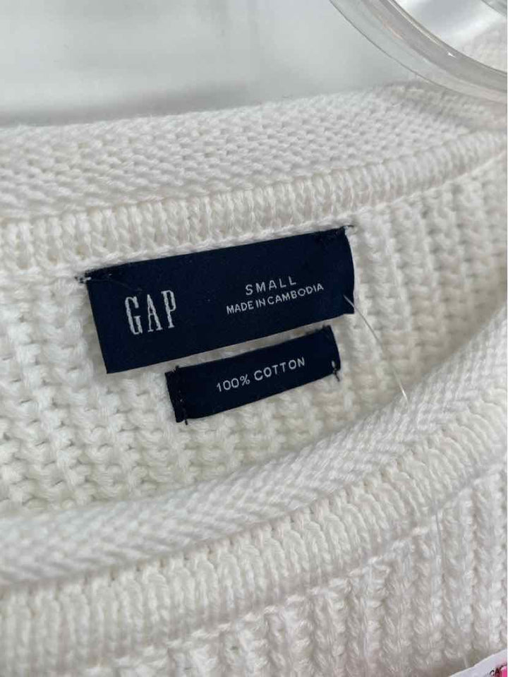 Size S GAP White Knit Sweater