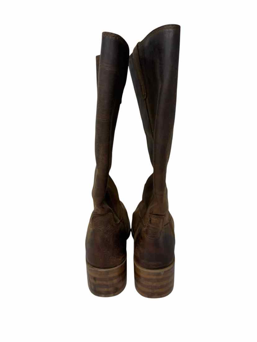 Shoe Size 6.5 Brown Leather Boots