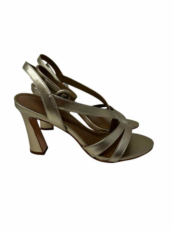Shoe Size 7 Bernardo Gold Sandals