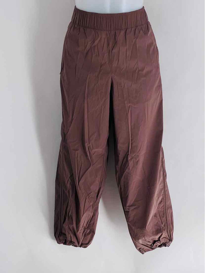 Size M Athleta Mauve Pants
