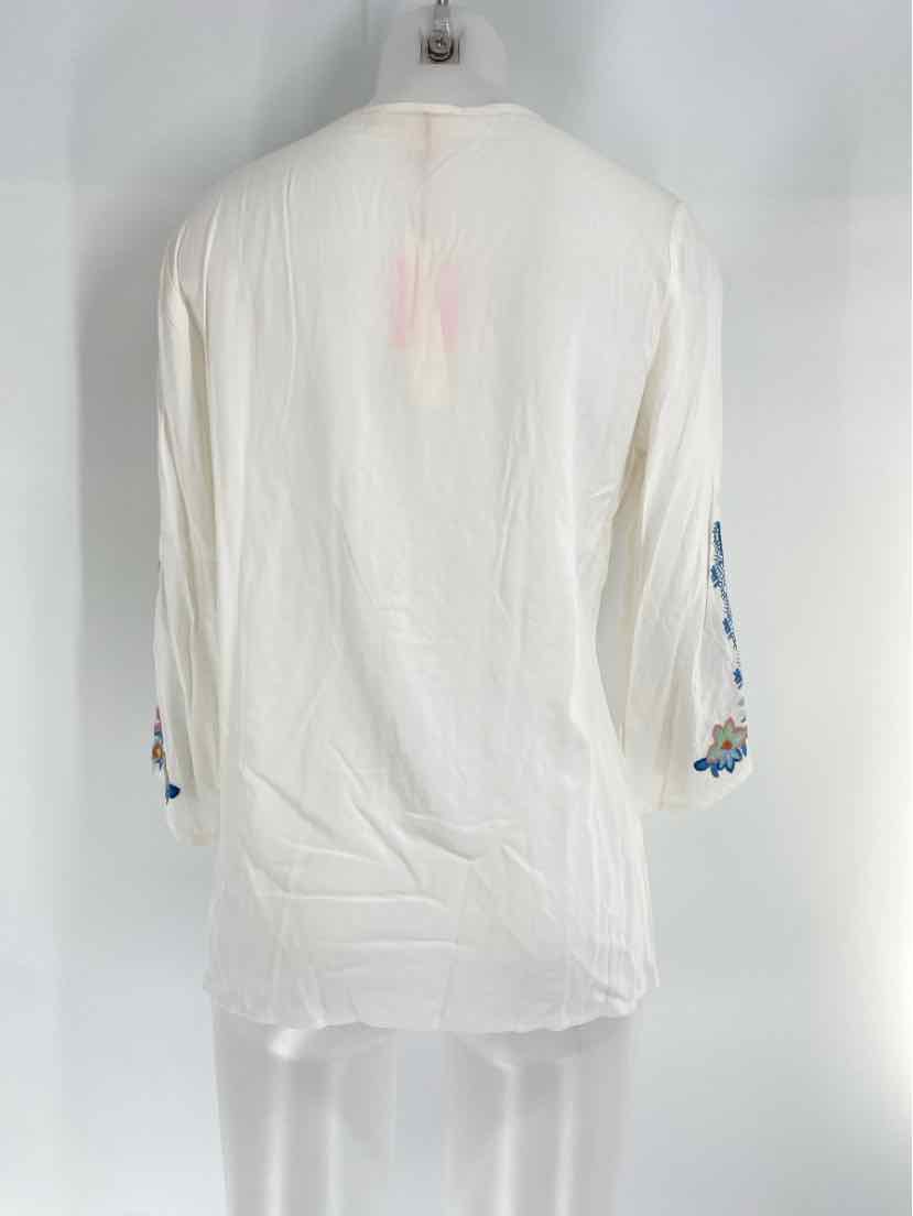 Size M White Shirt
