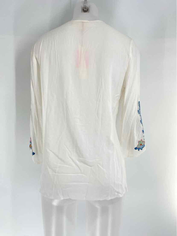 Size M White Shirt