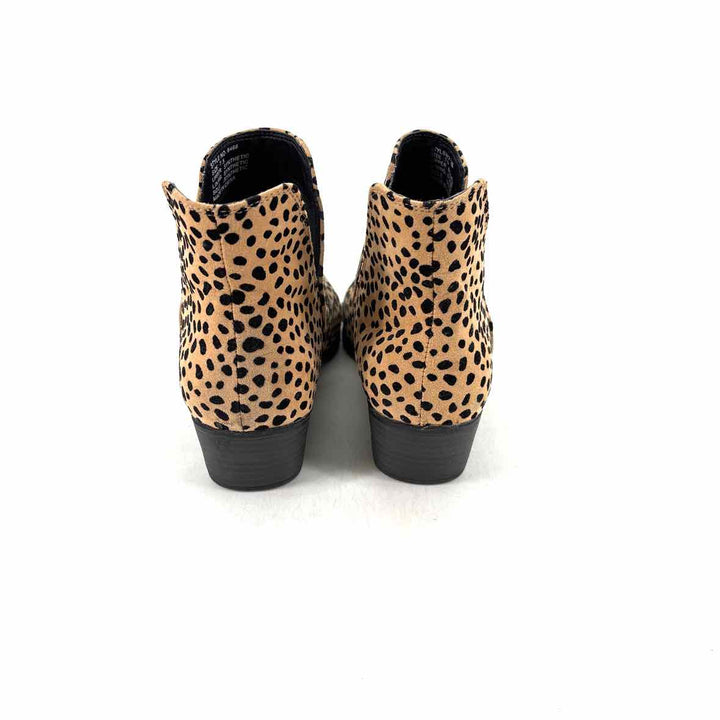 Shoe Size 7.5 Tan Boots