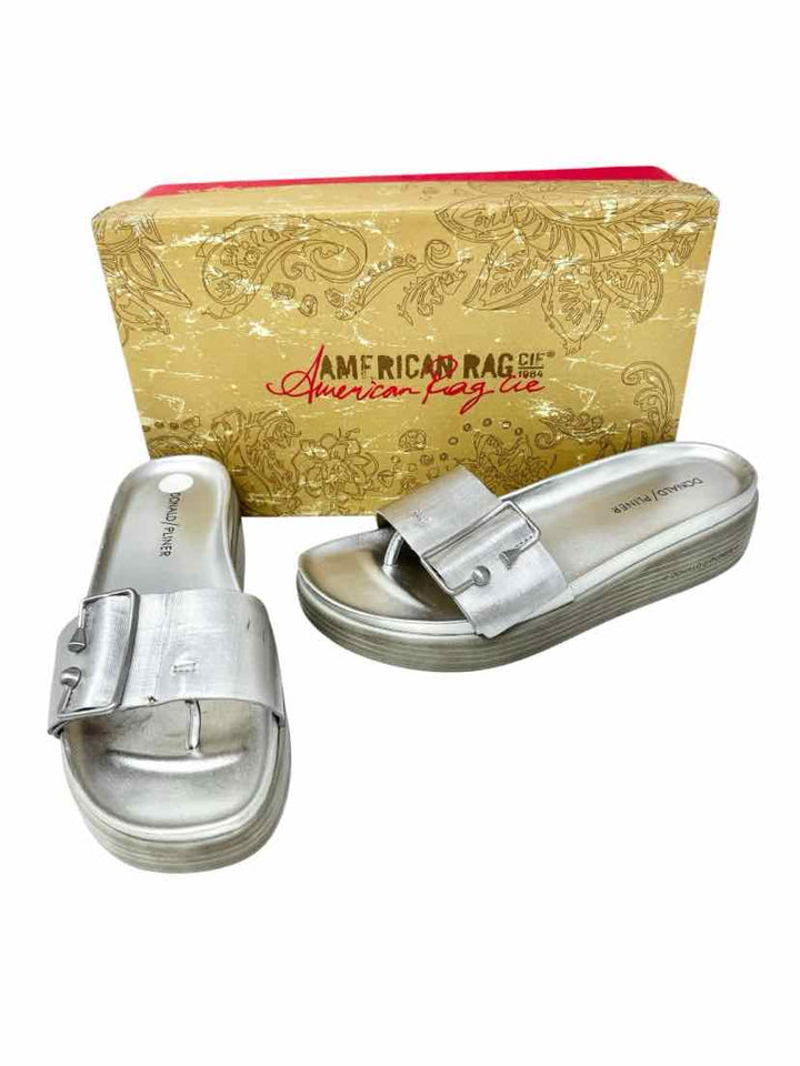 Shoe Size 8 DONALD PLINER Silver Sandals