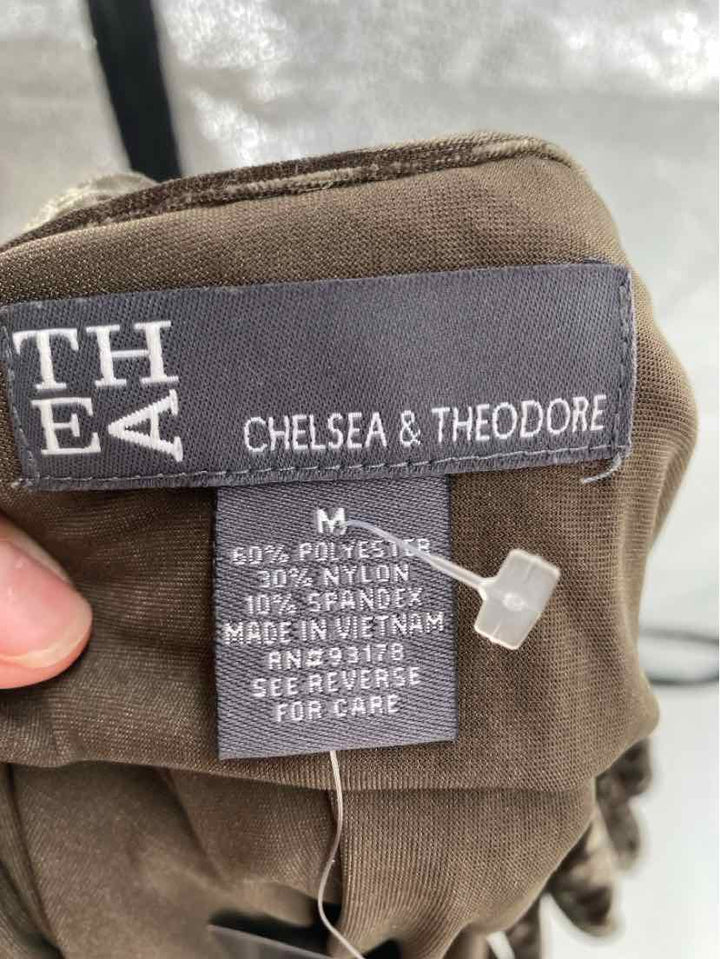 Size M CHELSEA & THEODORE Green Shirt