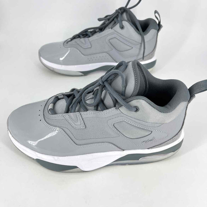 Shoe Size 40 Nike Gray PATENT Mesh Sneakers