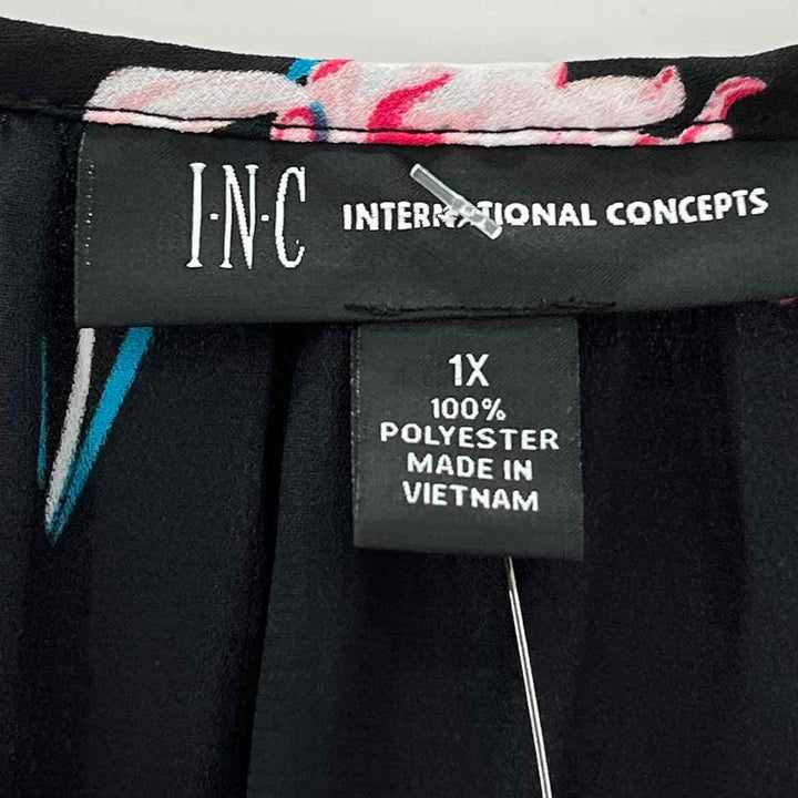 Size 1X INC Black Shirt