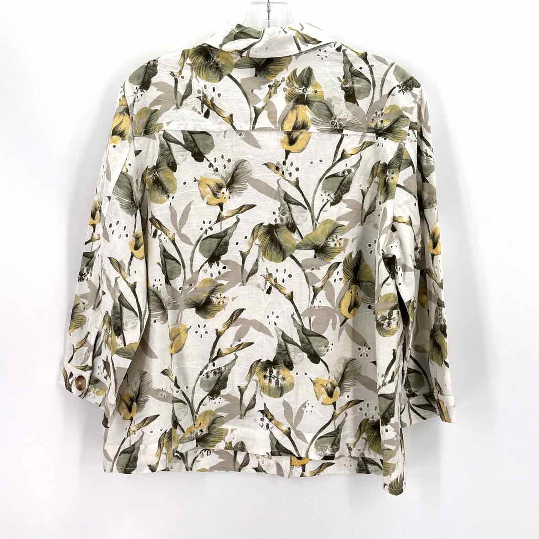 Size L Chico's Ivory Shirt