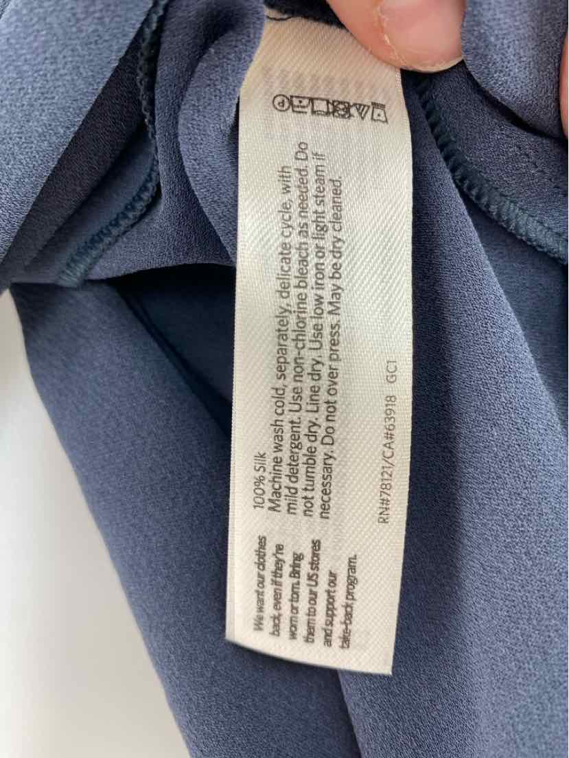 Size M Eileen Fisher Blue Shirt