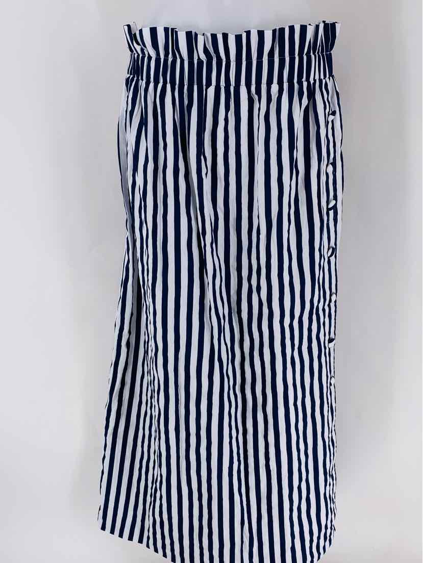 Size XXL Navy Print Skirt