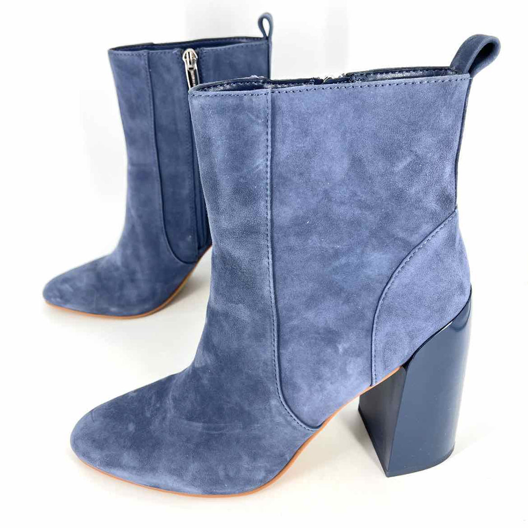 Shoe Size 9.5 Vince Camuto Light Blue Suede Boots