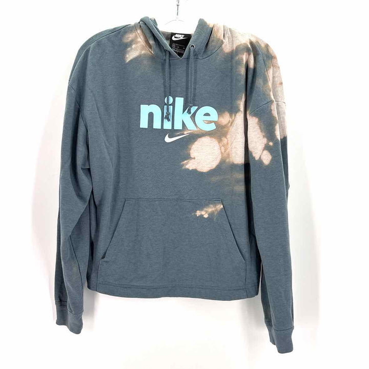 Size M Nike Blue Knit Shirt