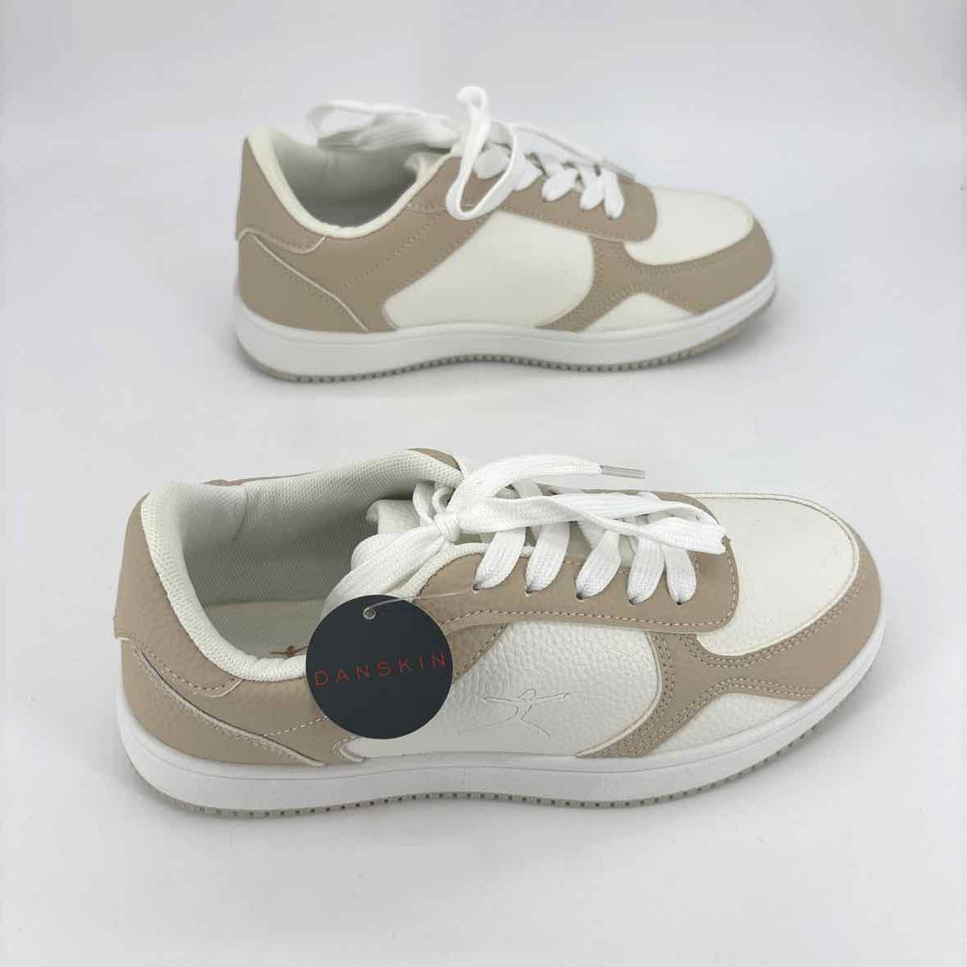 Shoe Size 7 Danskin Tan Sneakers