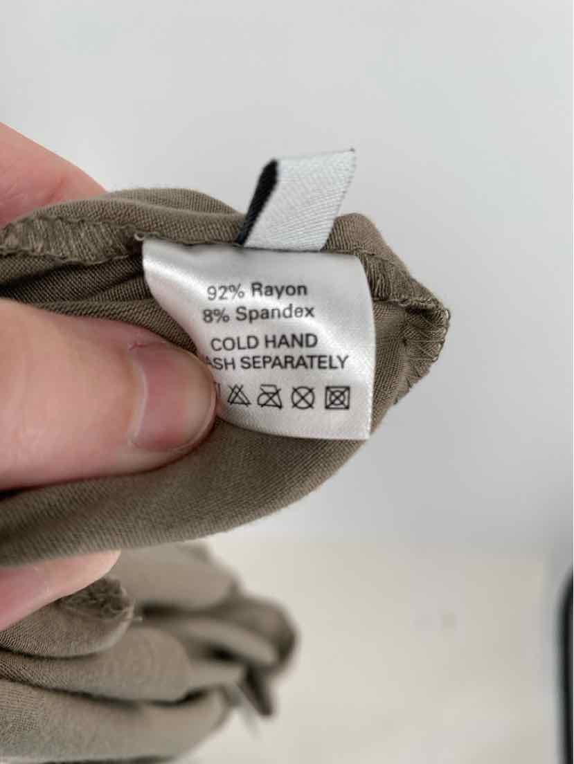 Size M Gray Shirt