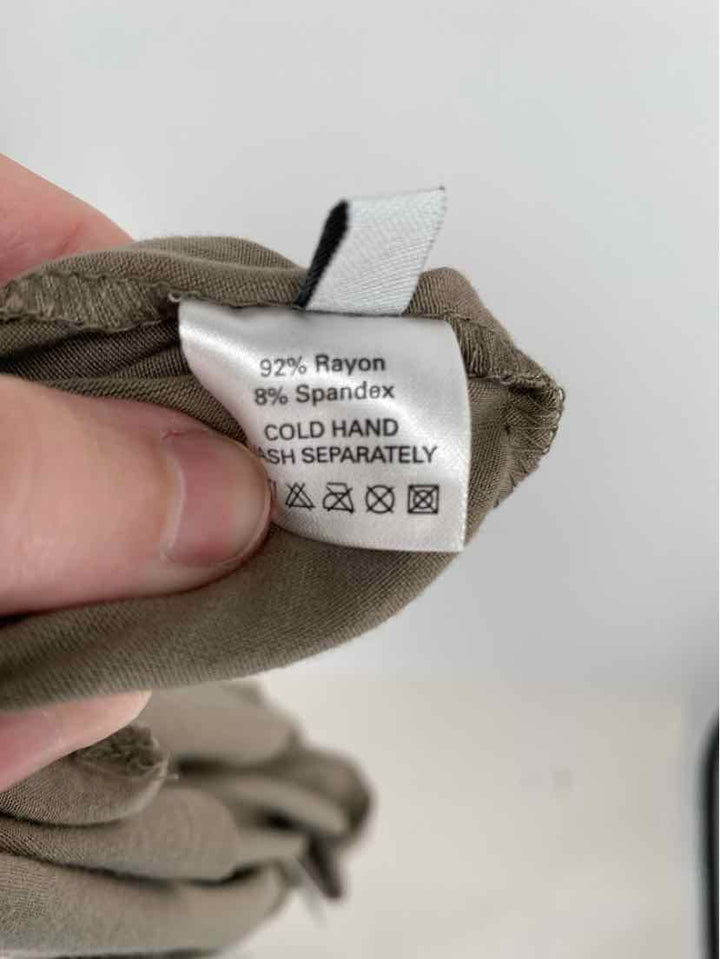 Size M Gray Shirt